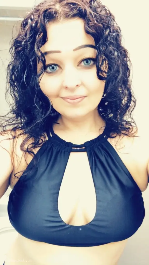 lala in Long Island – Women Seeking Men photo 3