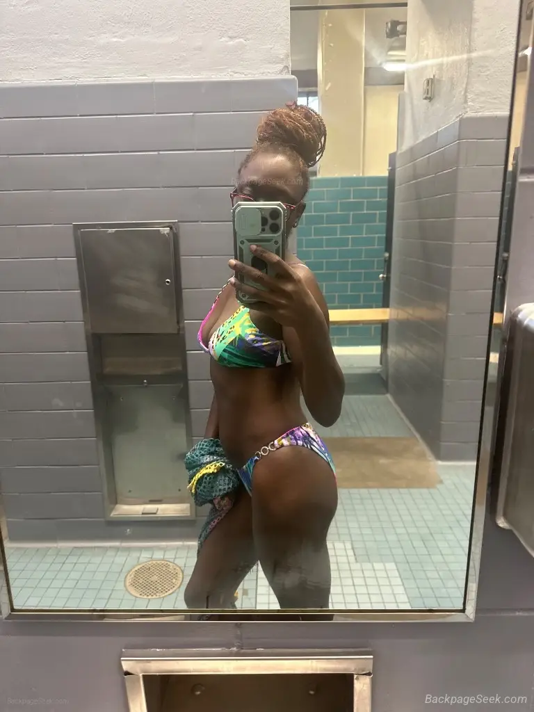 Beauty with Juicy full lips Sexy n Naughty Hot Chocolate in Long Island – Women Seeking Men photo 2