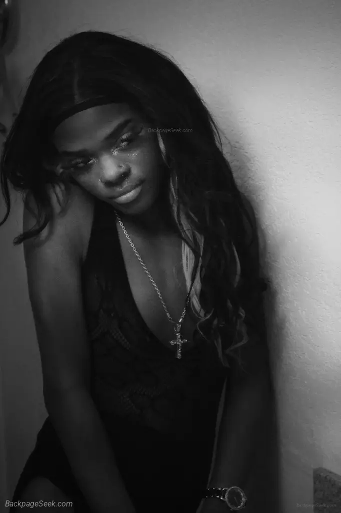 PULL UP TO MY ROOM in Los Angeles – Women Seeking Men photo 4