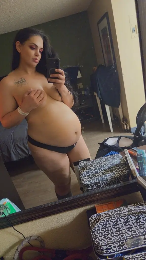 Available for car date to help me get a room lactating but n... in Los Angeles – Women Seeking Men photo 4