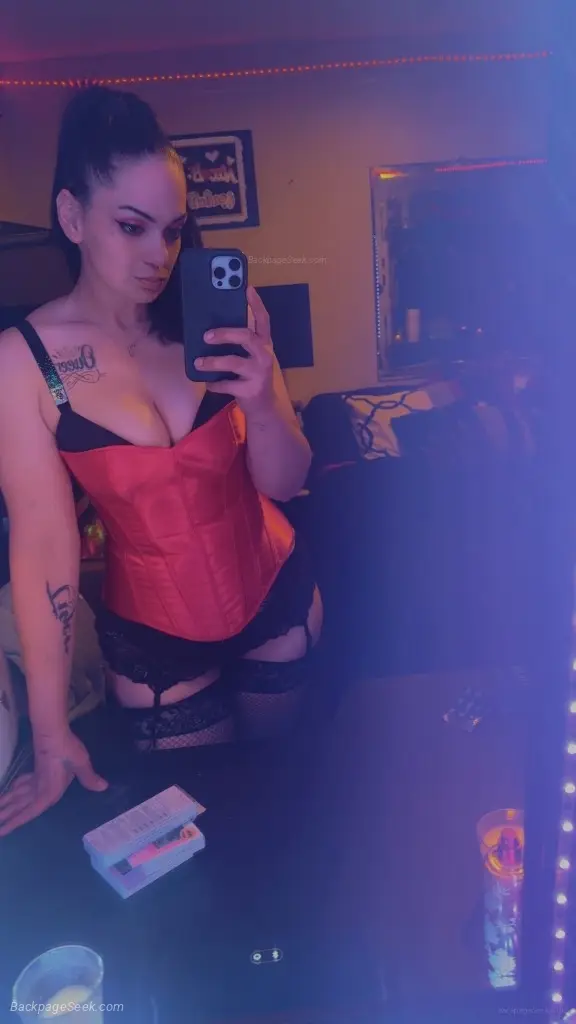 Available for car date to help me get a room lactating but n... in Los Angeles – Women Seeking Men photo 6