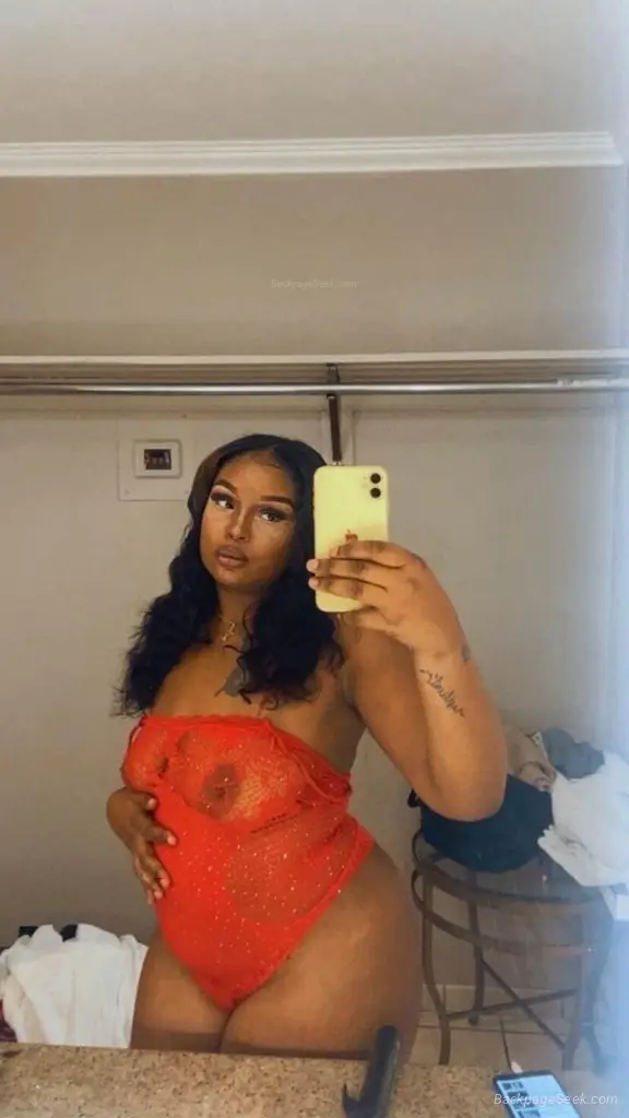 Thick Ebony Baddie Cinnamon Red Lace Fantasy LA In Outcall in Los Angeles – Women Seeking Men photo 4