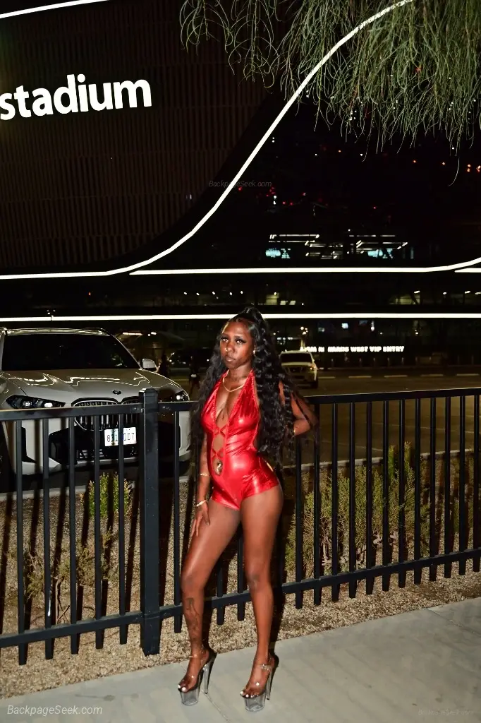 pretty petite ready to meet in Los Angeles – Women Seeking Men photo 3