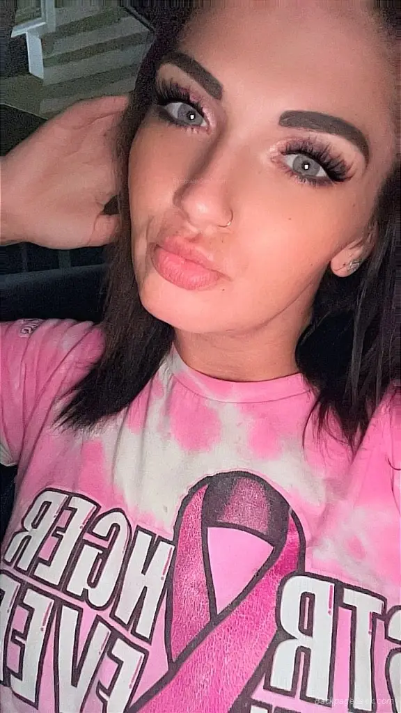 INCALL OUTCALL SPECIALS Let s play in Louisville – Women Seeking Men photo 2