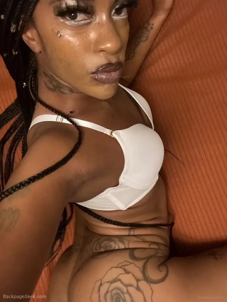 Sako With The Fahhh Pussy & Head