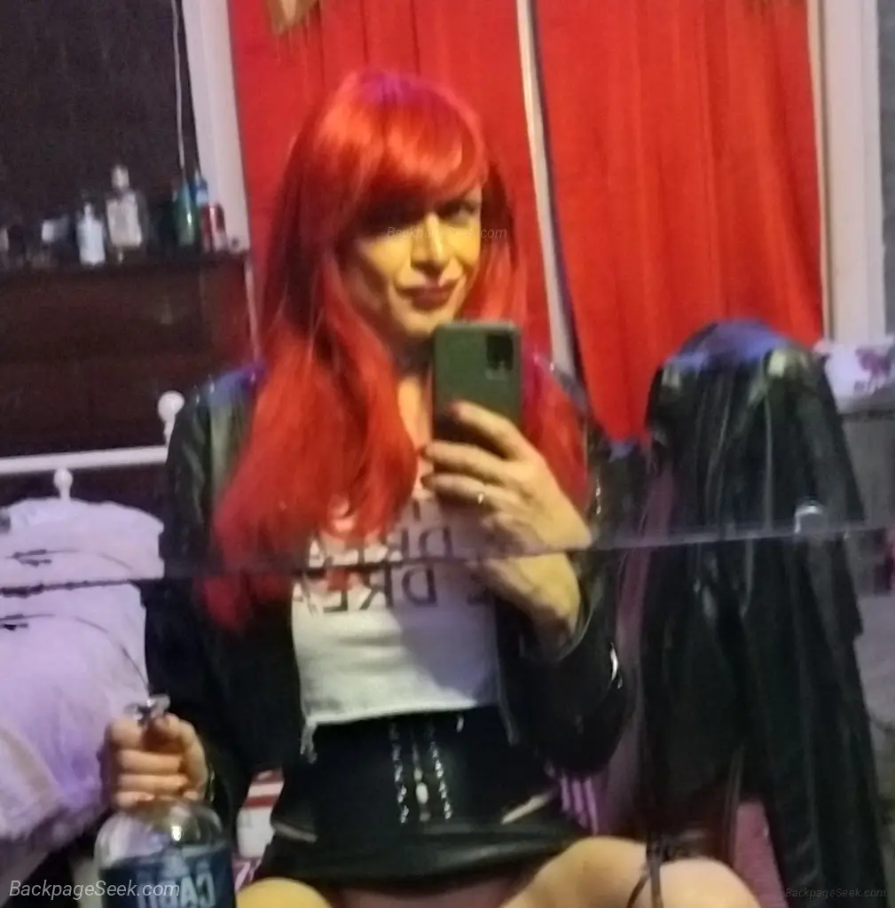 Fetish Friendly Dont mention money read post Nympho Tranny s... in Louisville – Women Seeking Men photo 4