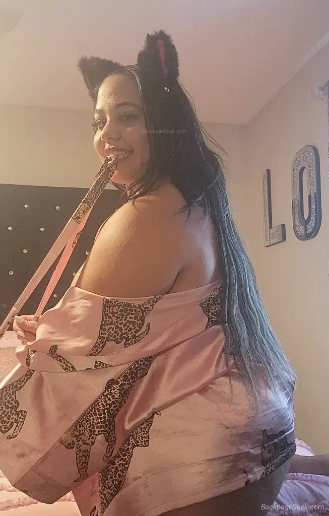 chica nueva en la ciudad latina dispuesta a todo
