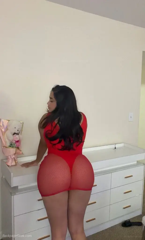 hi handsome text me available now if you want a sex im hot