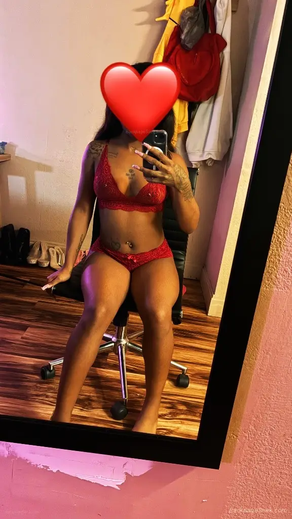 pretty sweet and ready to freak in Macon – Women Seeking Men photo 5