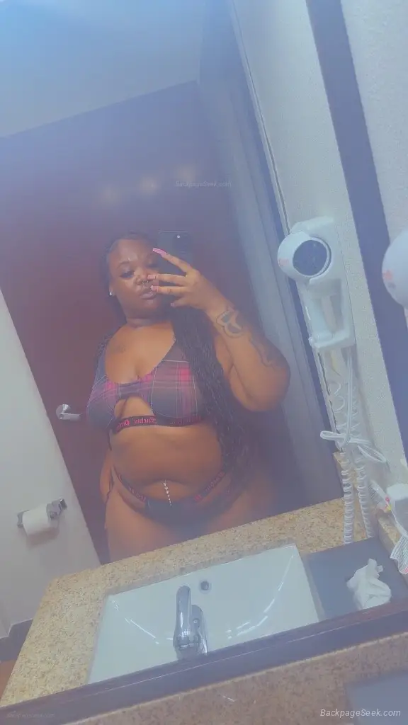 Last Day Here HEAD Only N in Memphis – Women Seeking Men photo 6
