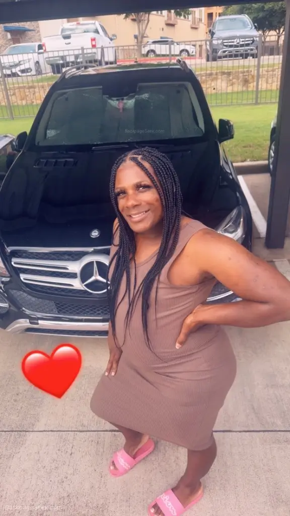 Titi's Playhouse in Memphis – Women Seeking Men photo 3