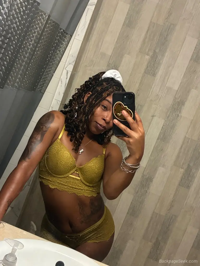 Start your onday off with the essy MAJESTIC agnificent Tatia... in Memphis – Women Seeking Men photo 2
