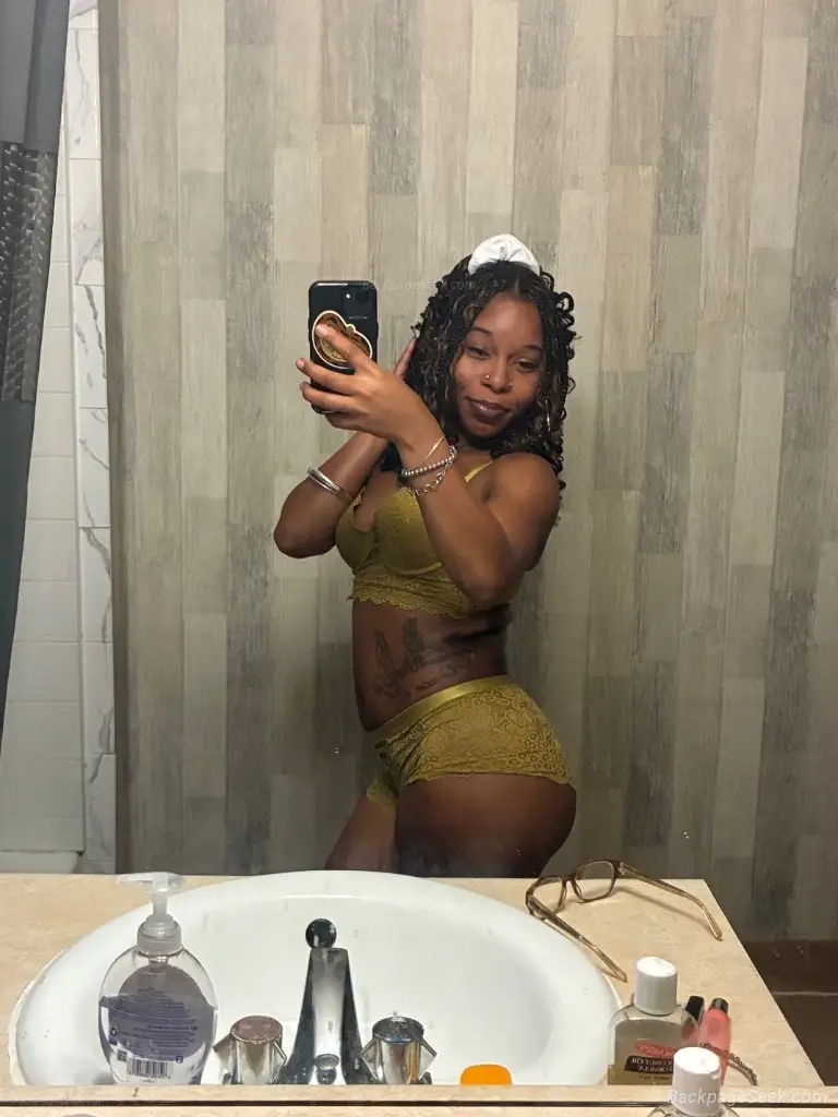 Start your onday off with the essy MAJESTIC agnificent Tatia... in Memphis – Women Seeking Men photo 6