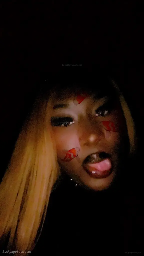 come play w me daddy