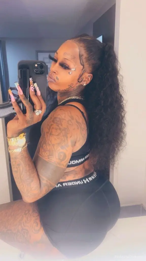 THE TATTED XXX RATED PORNSTAR THAT DOES IT ALL in Memphis – Women Seeking Men photo 3