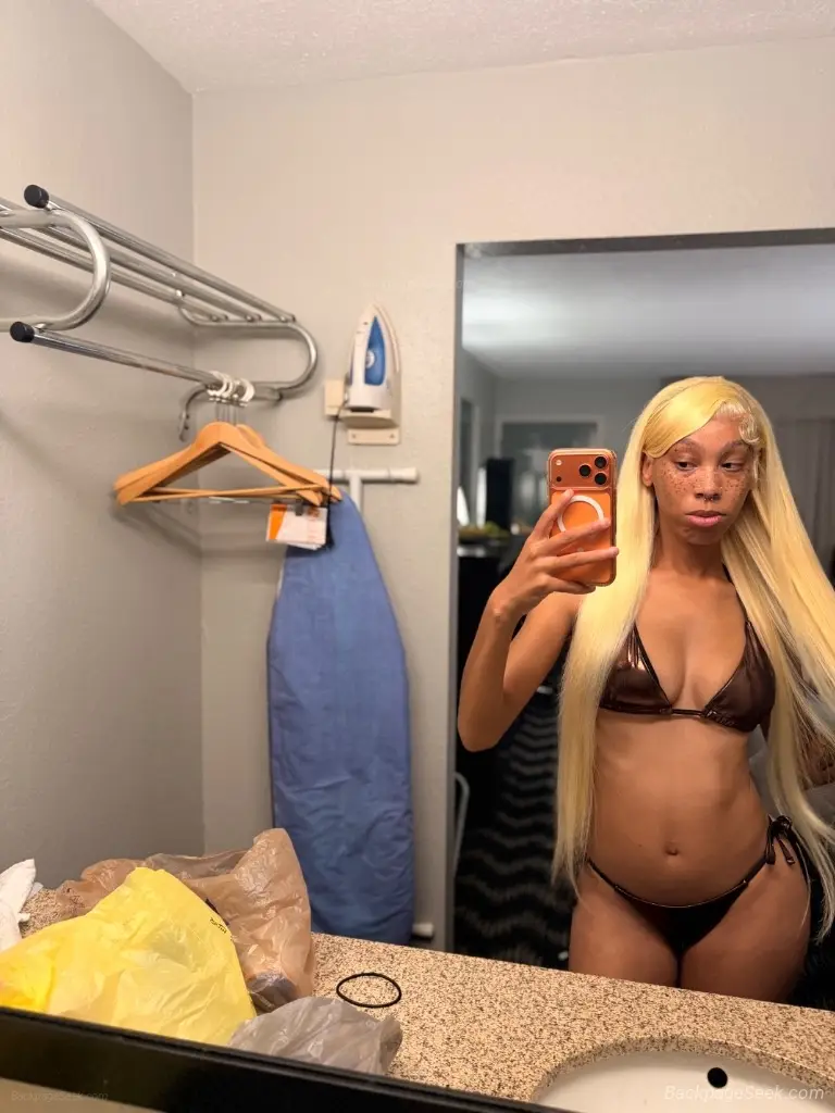 Hi Im freckles Last day in town in Memphis – Women Seeking Men photo 2
