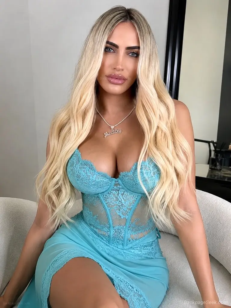 Sexy latina