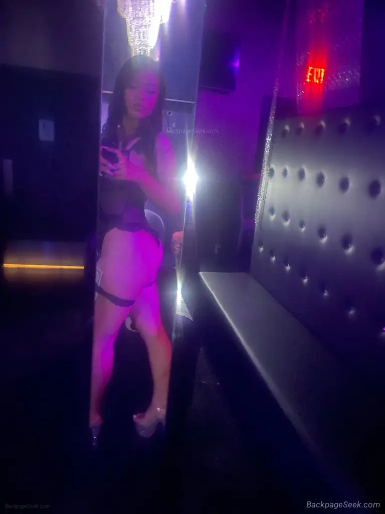 sexxy tall latina in Miami – Women Seeking Men photo 4