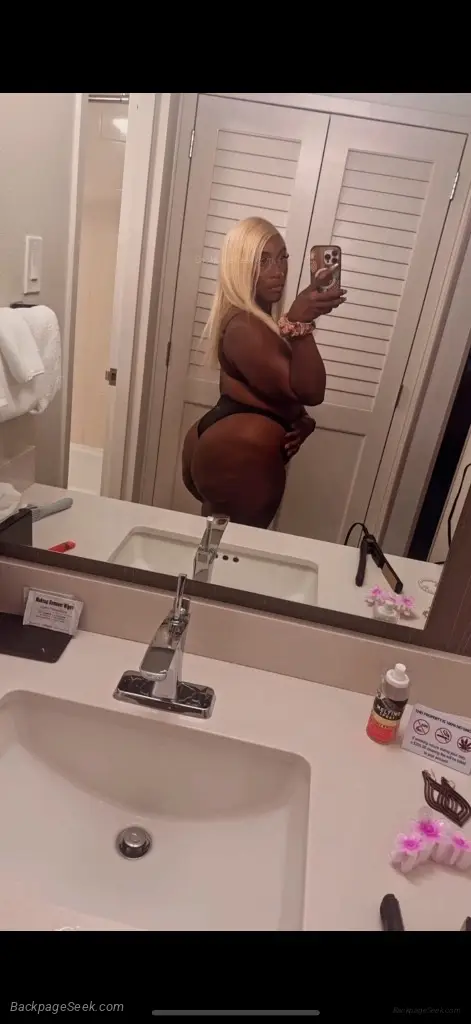 Your Favorite Fantasy in Miami – Women Seeking Men photo 3