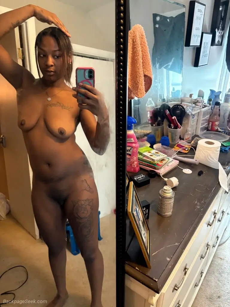 tight wet creamy ebony pussy in Milwaukee – Women Seeking Men photo 4