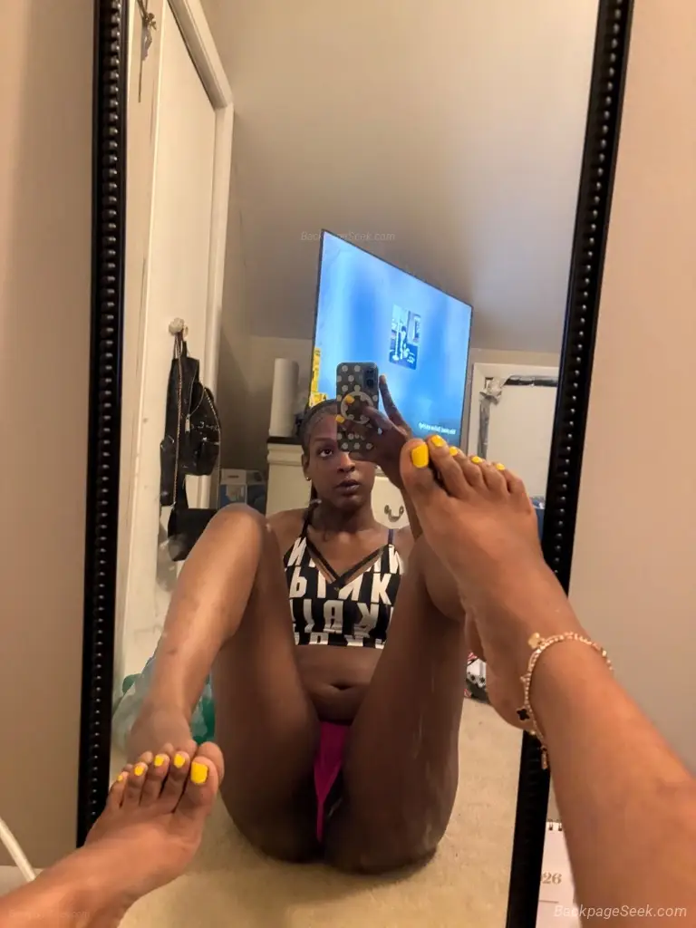 tight wet creamy ebony pussy in Milwaukee – Women Seeking Men photo 6