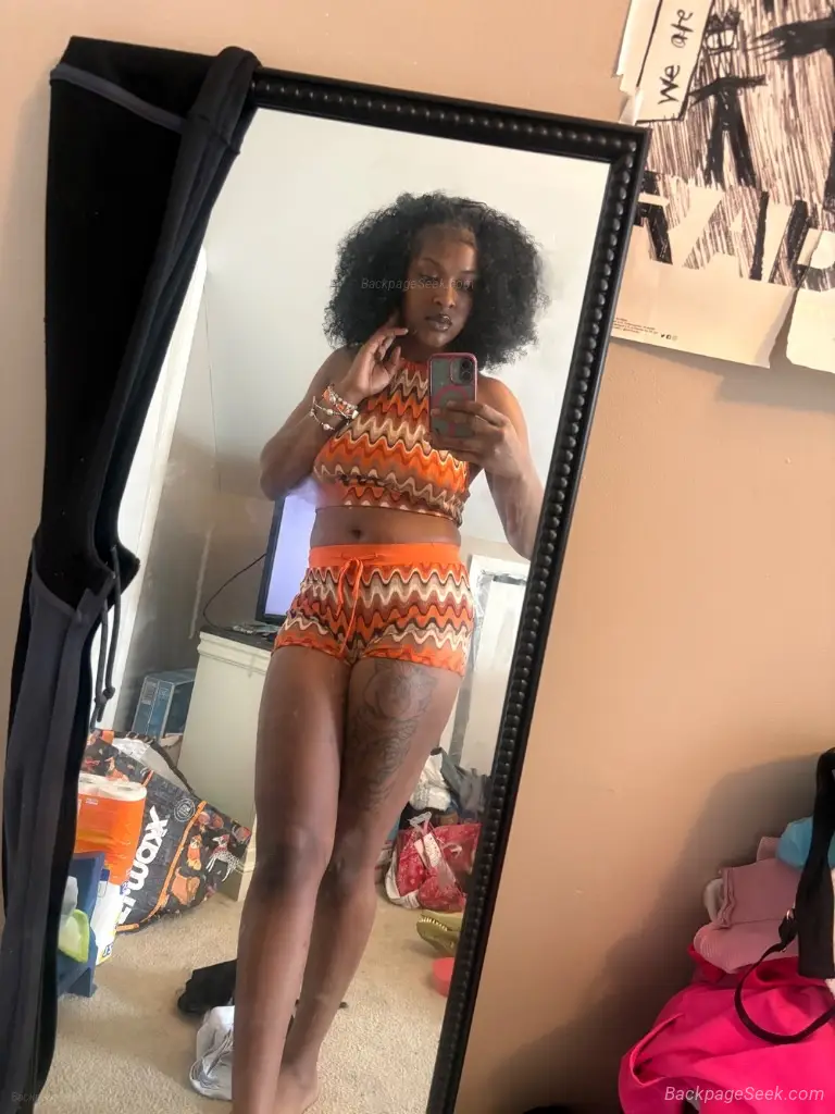 YOUNG SWEET CREAMY EBONY in Milwaukee – Women Seeking Men photo 3