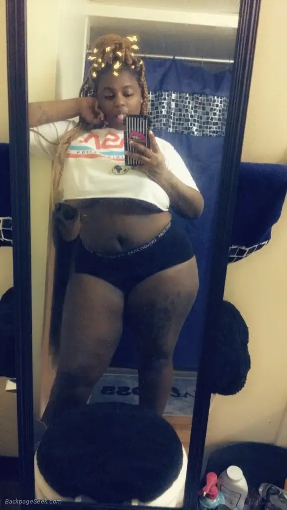 Im Available in Milwaukee – Women Seeking Men photo 2
