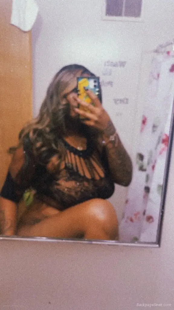 GUSHY AND WET WAITING FOR YOU DADDY in Milwaukee – Women Seeking Men photo 2