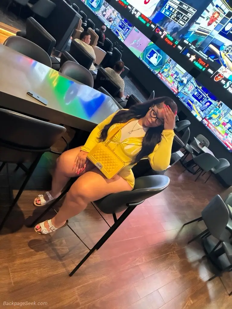 Qv specials in Milwaukee – Women Seeking Men photo 6