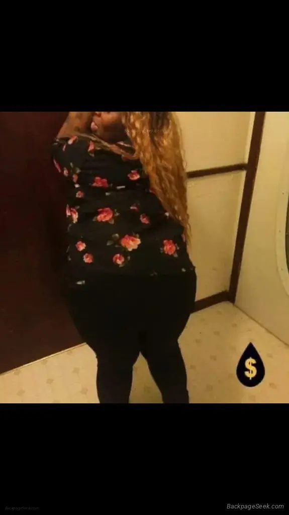 Cherry Also Got PartyFavors Of Choice Fun-Size Pretty BBW In... in Milwaukee – Women Seeking Men photo 5