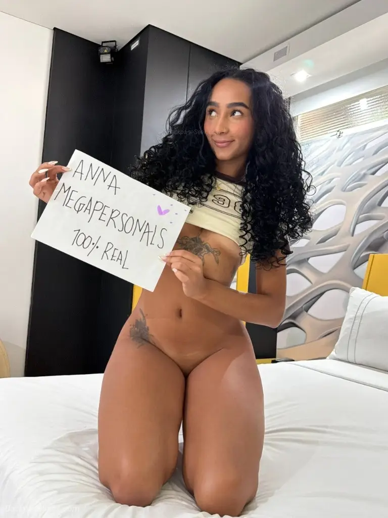 Sexy Slim Latina looking for a FUCK BUDDY