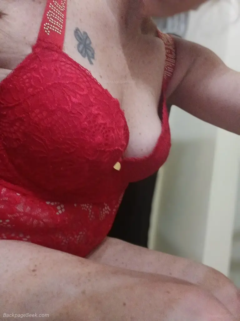 Tori's Tender Touch - MONDAY MORNING SPECIAL 8 0 RATE BEFORE... in Minneapolis – Women Seeking Men photo 2