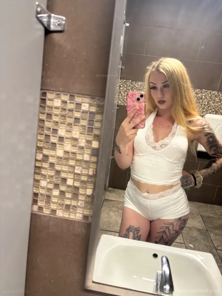in town for the night in Mobile – Women Seeking Men photo 6