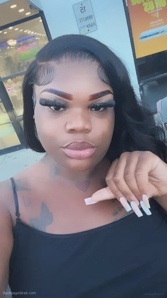TRANSGENDER BIG BOOTY CREAMY SLUT COME FUCK ME NOW PARTY GIR... in Mobile – Women Seeking Men photo 2