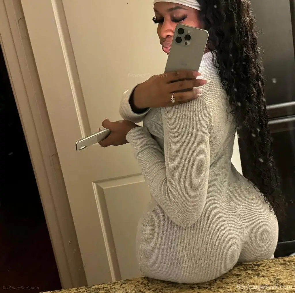THE BEST STROKES SEXXYY BIG BOOTY FREAK IN TOWN in Mobile – Women Seeking Men photo 4