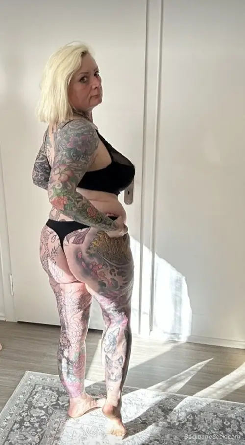 Upscale Premium 50yo Mixed Baddie Super Curvy Your Favorite... in Mobile – Women Seeking Men photo 4