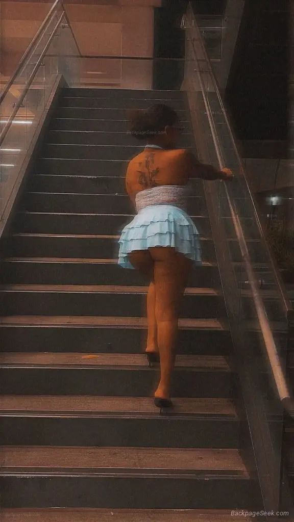 Upscale Mixed beauty TONIGHT ONLY outcalls and cardates in Modesto – Women Seeking Men photo 3