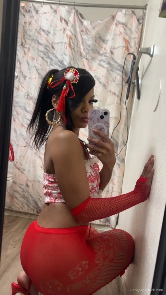 SexyPetite4 11 FUN SIZE