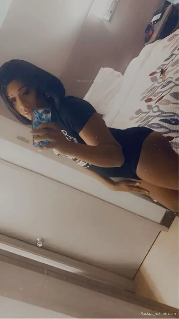 Hosting now in Conway off 65 Let's play in Myrtle Beach – Women Seeking Men photo 4