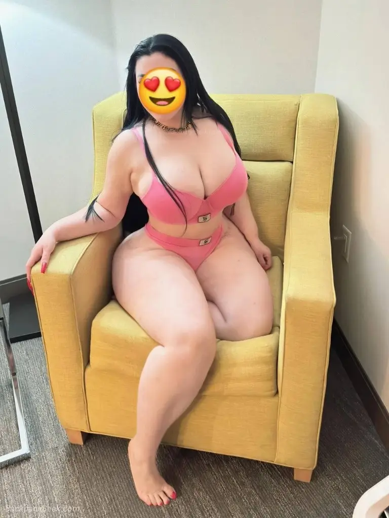 SOY VALENTINA GRANDE RICA TETAS Y DIVINA CHICA VEN A MI PAPI... in Nashville – Women Seeking Men photo 2