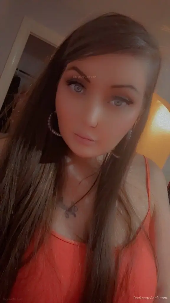SiDE PiECE SATURDAY because IM THE ONE YOU SNEAK OFF TO SEE in Nashville – Women Seeking Men photo 2