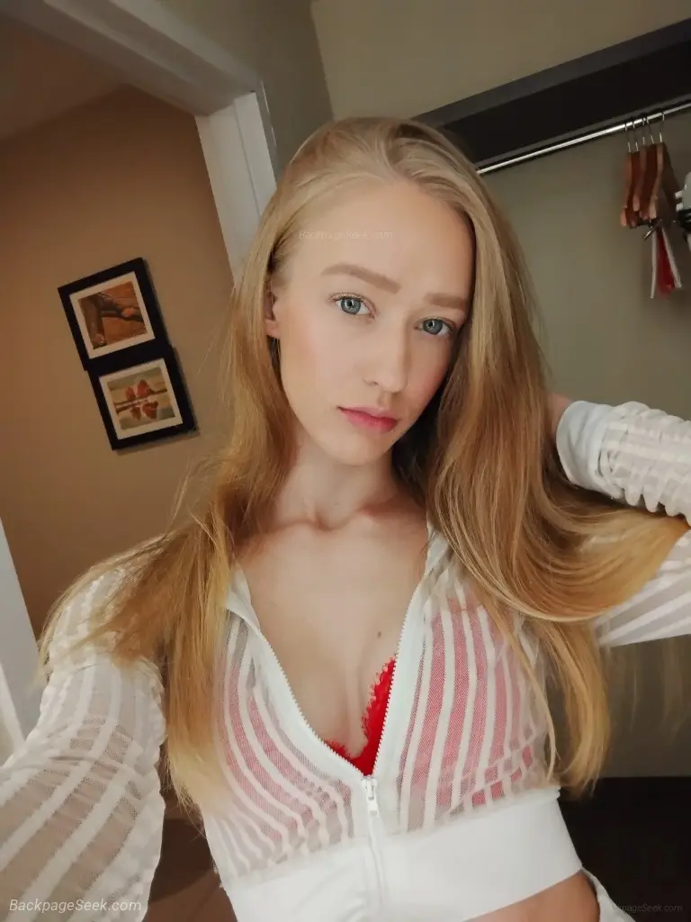 petite and ready to meet