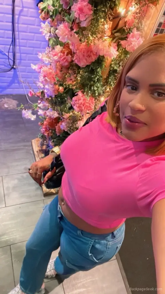 chica latina sexi ardierte lista para complacerte en todo in New Orleans – Women Seeking Men photo 5