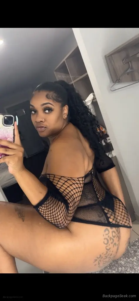 only here for one Night in New Orleans – Women Seeking Men photo 2