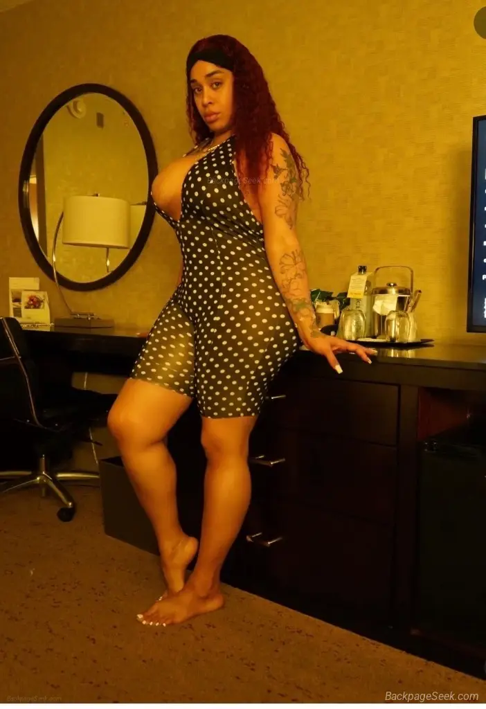 adult film star Nona Malone Aug 1820 only visiting 700 half... in New York – Women Seeking Men photo 4