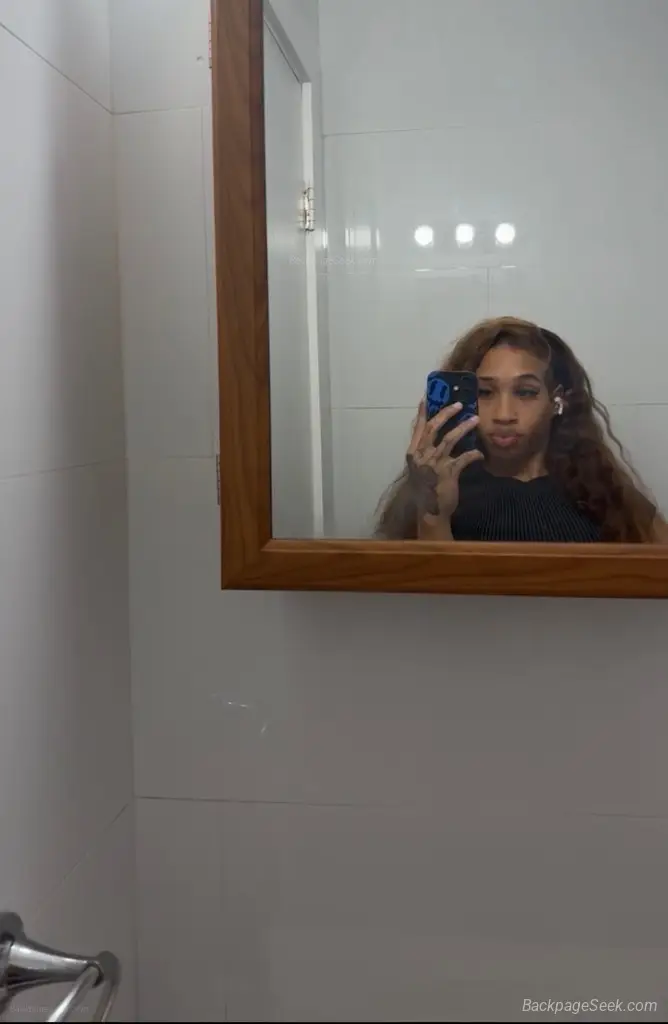 I'm 5'6 but mi throat 6'6 in New York – Women Seeking Men photo 2