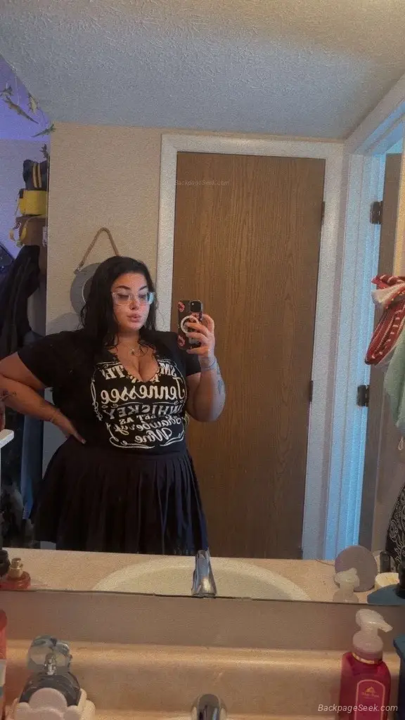 adventuous women seeking male attention looking to vibe in Norfolk – Women Seeking Men photo 4