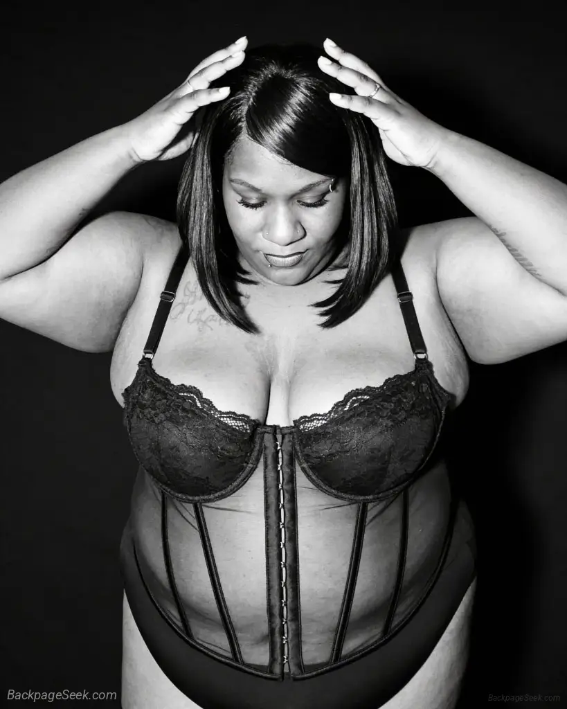 CuM EnJoY ThE BeSt TiGht PINK WETT CHOCOLATE PUSSY in North Bay – Women Seeking Men photo 3