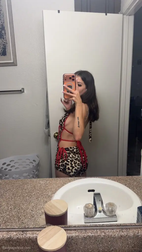 Your Favorite Distraction in North Bay – Women Seeking Men photo 4