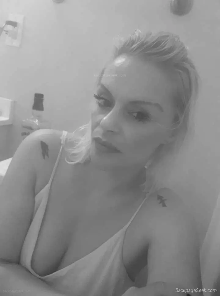 CUM SEE ME AVAILABLE 24 7 IN or OUT